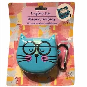 NWT Silicone Wireless Cat Earbuds Case